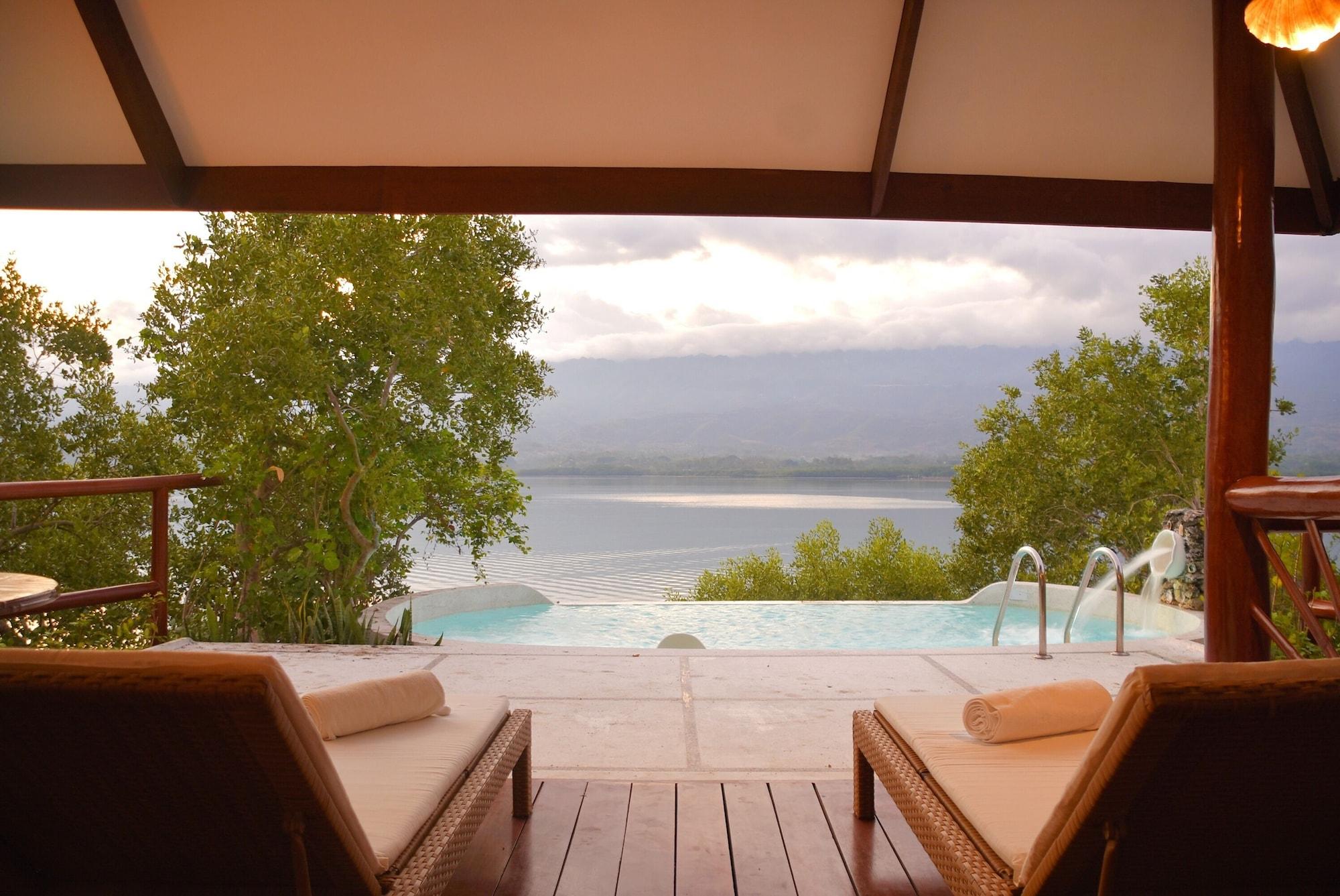 Badian Island Wellness Resort Exteriör bild