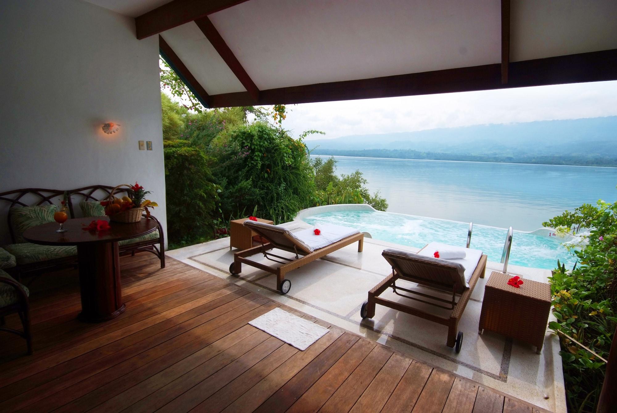 Badian Island Wellness Resort Exteriör bild